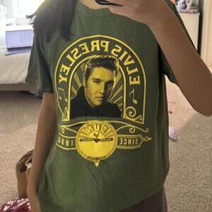 Elvis Presley Dark Green Graphic